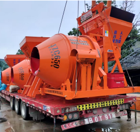 5臺(tái)齒圈攪拌機(jī)發(fā)往湖南